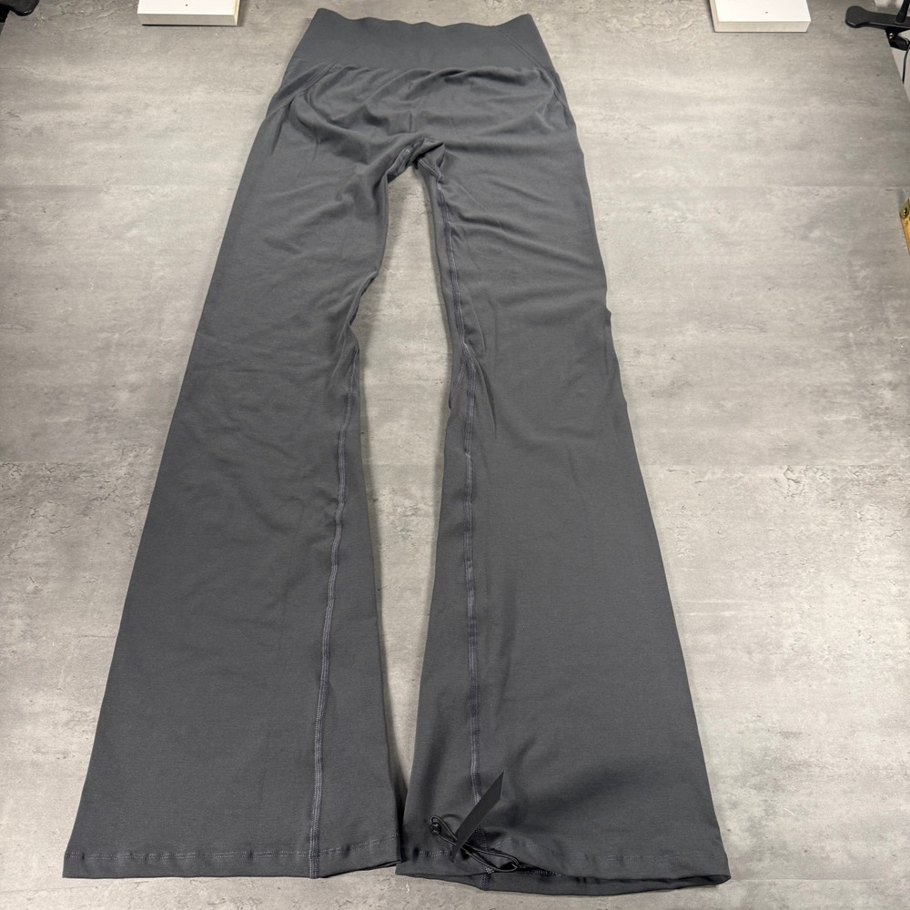 Oner Active Flared Bottoms Womens L Effortless Seamless Coal Grey SoftMotion